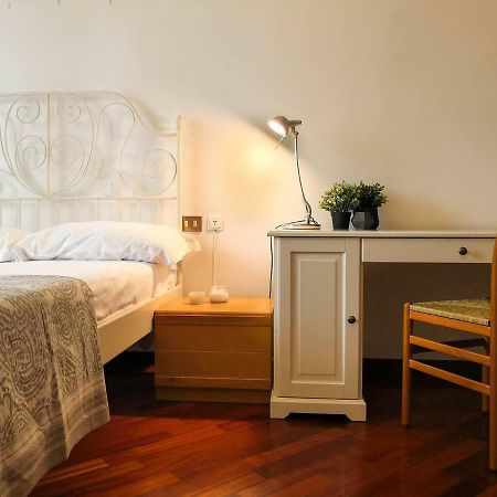 Joivy 1 Bedroom Apt Next To Piazza Leonardo Da Vinci Milano Exterior foto