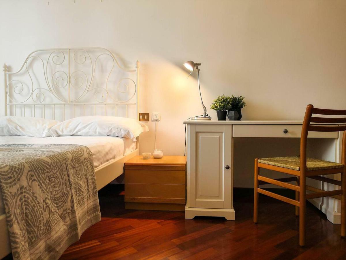 Joivy 1 Bedroom Apt Next To Piazza Leonardo Da Vinci Milano Exterior foto