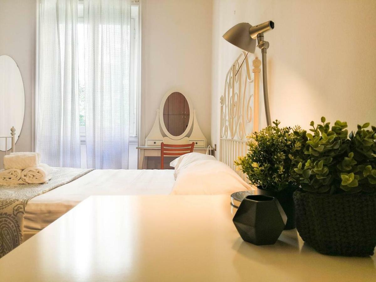 Joivy 1 Bedroom Apt Next To Piazza Leonardo Da Vinci Milano Exterior foto